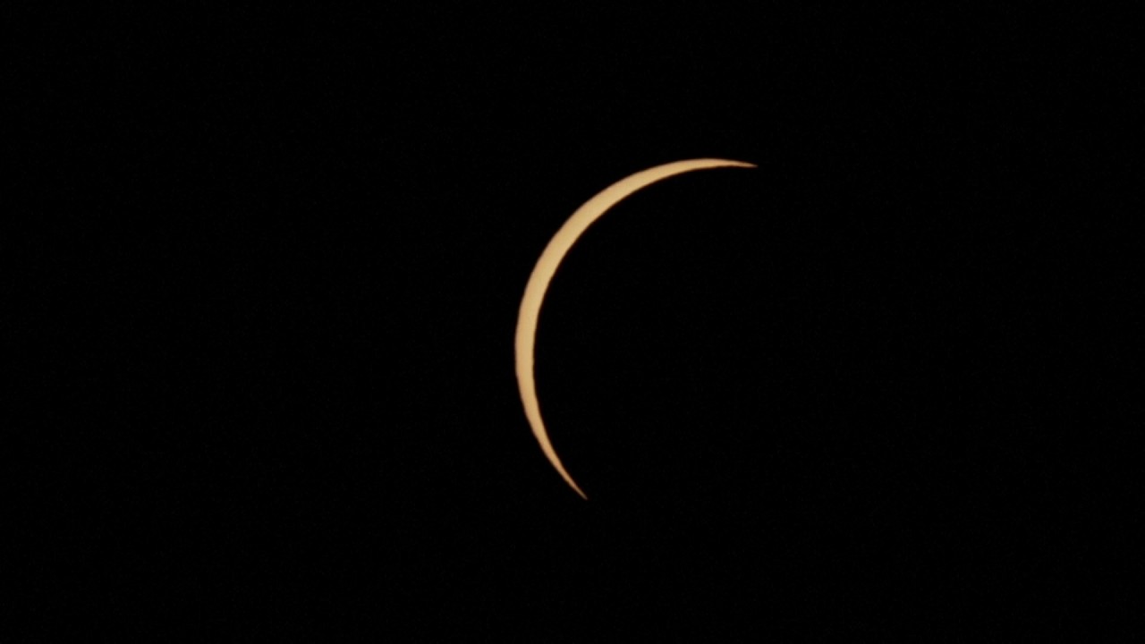 2026 solar eclipse totality in Spain: Watch the moment and hear cheers from locals watching the sun