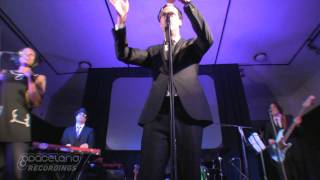 Fitz &amp; The Tantrums: LIVE [First Fridays (at Natural History Museum)] - &quot;Dear Mr. President&quot;