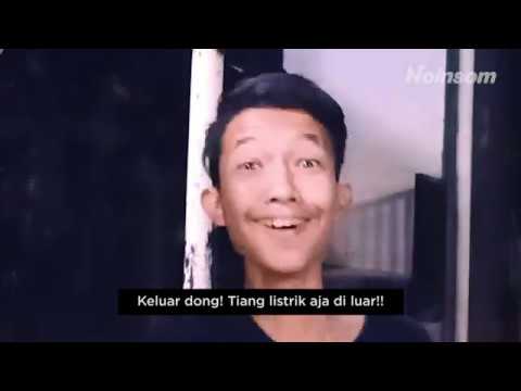 malam-minggu-di-luar-dong-tiang-listrik-aja-di-luar