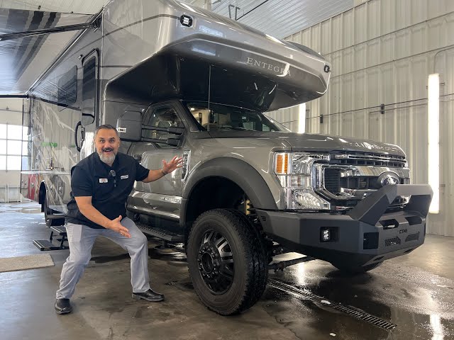 Preview image of 2023 Entegra Accolade XT 32U (17U232435) youtube video