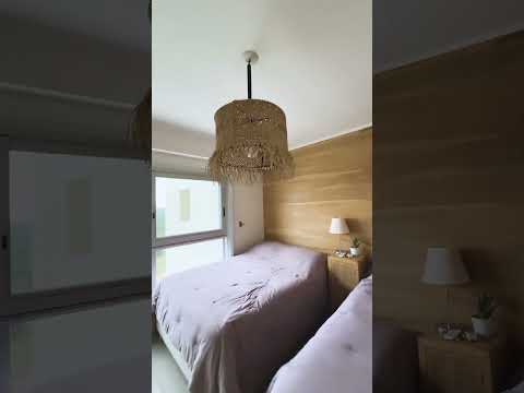 Video de YouTube - Departamento en venta de 3 suites frente a Playa Brava, con vista franca al mar