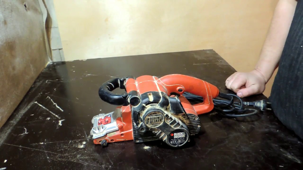 Шлифмашина ленточная Black & Decker KA88  720Вт 250м/мин 75x533мм