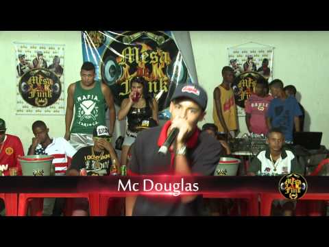 MESA DE FUNK - MC DOUGLAS - AO VIVO MEDLEY ( MESADEFUNKHD )