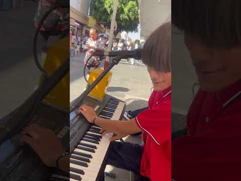 I make my keyboard talk #mateomercury #matsoulpiano #augensoul #music #everyone #yamaha