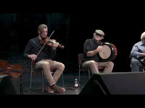 Peat in the Creel ~ Merry Christmas Jig set