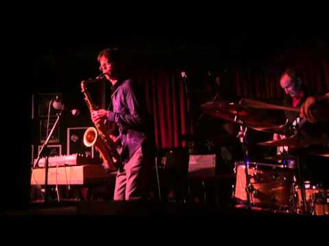 Donny McCaslin Quartet - Henry (live @ the Village Vanguard NYC)