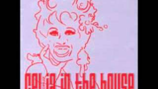 Celia Cruz in the House - Quimbara [D&#39;menace Remix][Live]