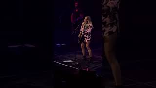 Carrie Underwood - Two Black Cadillacs Live