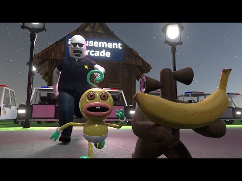 Siren Head and SCP 973 Smokey fight over Big banana