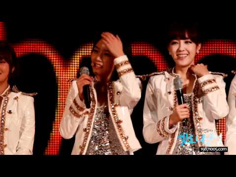 [Cam] 110108 T-ara - Talk @ Lotte World [13]