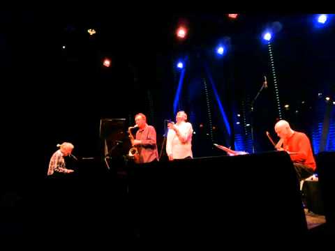 Phil Minton Quartet 18 jan 2014 / BIMHUIS, Amsterdam  2