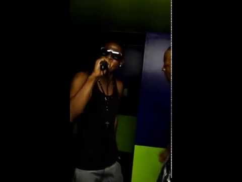 DMG FREESTYLE SESSION CAIN & BOLO,