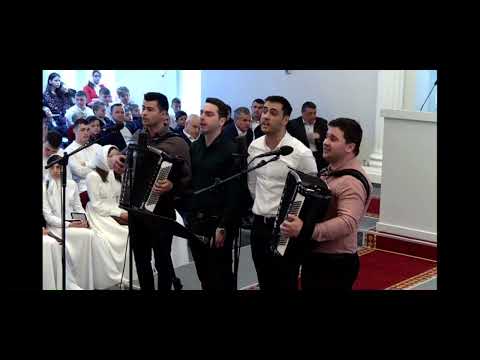 Cântă Frății Ursachi la Bosanci-A înviat Mântuitorul