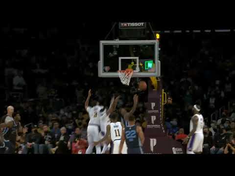 Ja Morant did an amazing reverse layup between 2 defenders in the game vs Lakers on 24.10.2021