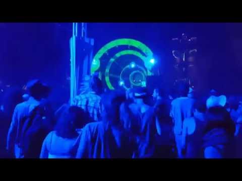 Totemystik festival 30/07/16 03h01 mur des KIEREWIET!