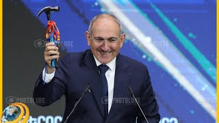 Փաշինյանը հուզվեց, հետո ձեռքն առավ մուրճը. ՔՊ-ն նոր ռազմավարական անելիք հռչակեց