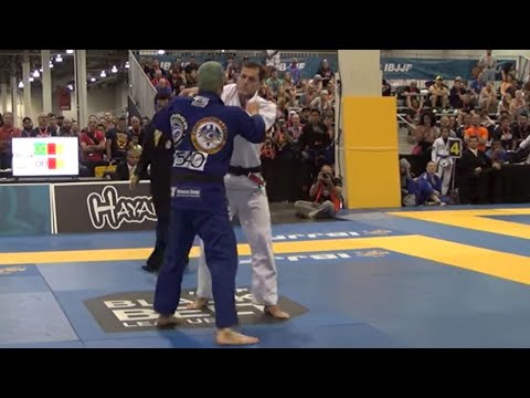 Roger Gracie VS Rodrigo "Comprido" Medeiros / 2015 IBJJF Black Belt League Super Fight