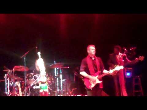 Mindi Abair Peter White and Kirk Whalum Perform "Be Beautiful" Medley