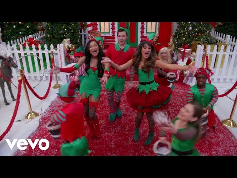 Here Comes Santa Claus (From "Glee: Season Five") (Full Performance)