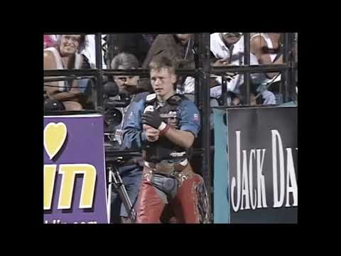Chris Shivers vs Say La Vee - 00 PBR Laughlin (90.5 pts)