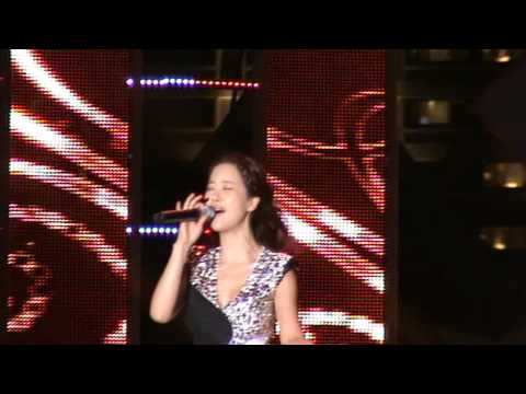 [FANCAM][2012년08월01일 - 부산 Summer Big Concert] Baek Ji Young - Don't Forget Me.MPG