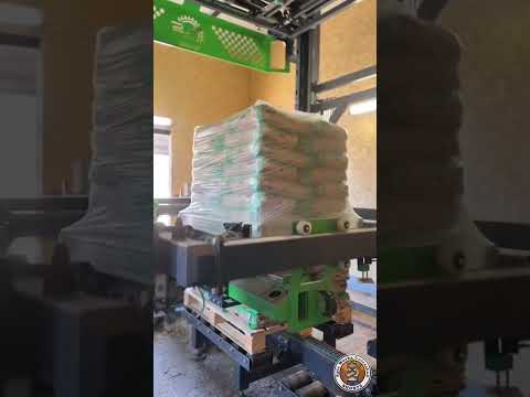 🚀 EPIC Bulk Feed Bag Packing   You Won't Believe Your Eyes! 🔥 #shorts  #amazing #epic #machine