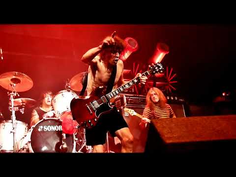 Live/Wire - The AC/DC Show - Shoot to Thrill