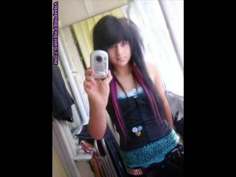 scene queen alexa comel