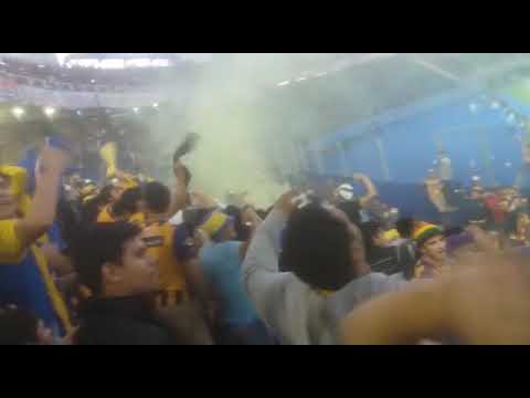 "Chancholigans alentando en la Nueva Olla" Barra: Chancholigans • Club: Sportivo Luqueño