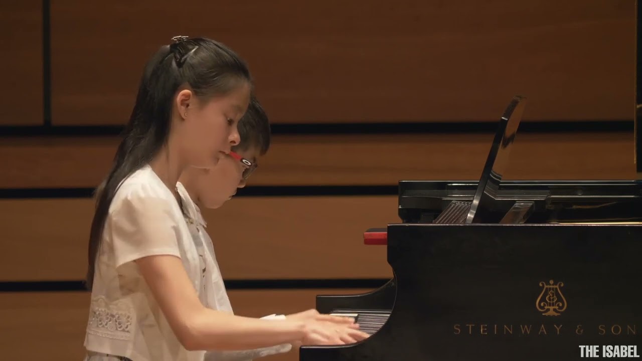 Aiden and Delilah Tran - Tango