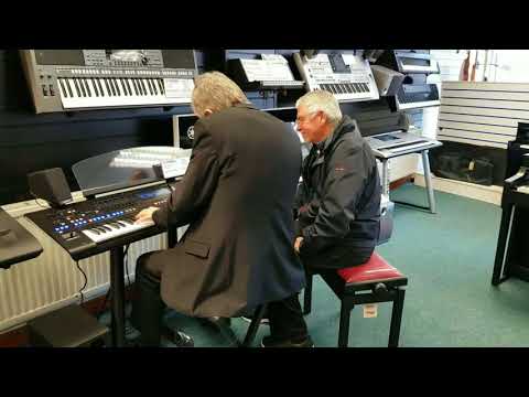 Richard Bower Demonstration at Blackpool - Rimmers Music