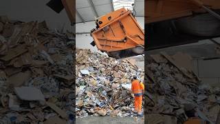 私達は環境省、農水省、財務省、厚労省、経産省の天下り組織である日本容器包装リサイクル協会の利権の為にゴミの分別をさせられている！
