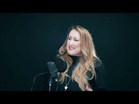 Running up that hill - Cover Version By Lareena Mitchell