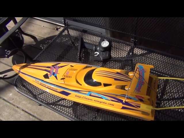 RC Speed Cyclone Boat Review