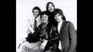 Taffeta Rose   WHITE PLAINS