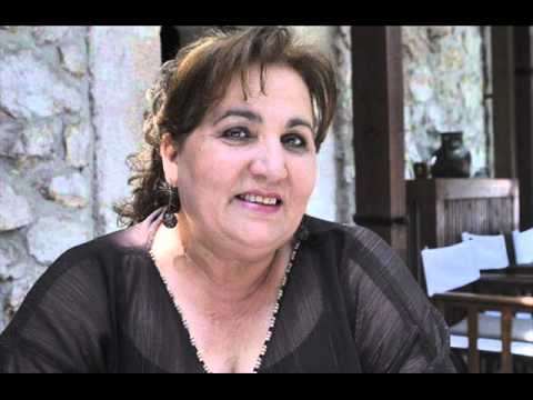 Hasiba Agic -Oj jeseni tugo moja,Harmoniko moja -UZIVO