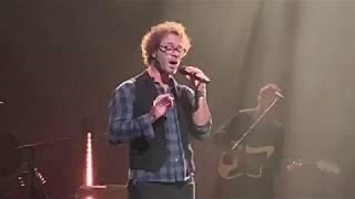 Arms of a Woman - Amos Lee (My New Moon Tour 2019, Vancouver)