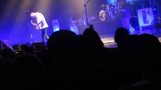 Bayside - Carry On (Live)