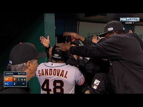 WS2014 Gm7: Giants score go-ahead run in 4th inning