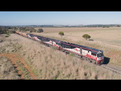 SCT 7MP9 With Boxcars, Containers & QUBE Steel Wagons (21/5/2022) - PoathTV Australian Trains