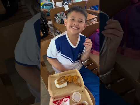 P.E uniform nila kyle ngayon