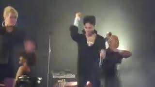 Prince covers The Cars: &quot;Let&#39;s Go&quot;