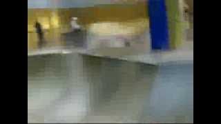 Agressive inline bail