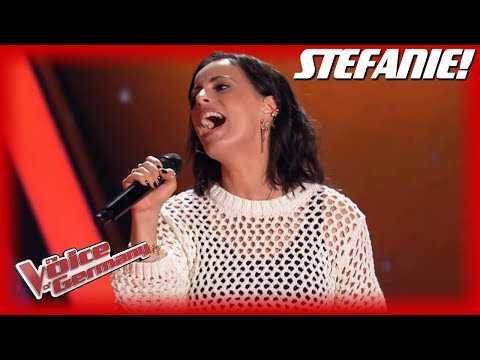 [SPERRE] Mitreißende Performance: Stefanie Kloß singt "Don't Stop Me Now" | TVOG 2022