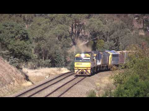 Streamliners movement S306 dad attached to 6MW2 Pacific National train - the Cullerins 6 May 16 6MW2