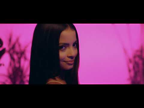 Yunell - Llamame (Video Oficial)