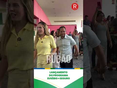 Vice-governadora Jade Romero chega a Eusébio ao lado do prefeito Dr. Júnior