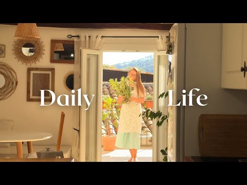 A Cozy Day in Our Village: Chestnut Cake, Bay Leaves & A Sunset by the Sea