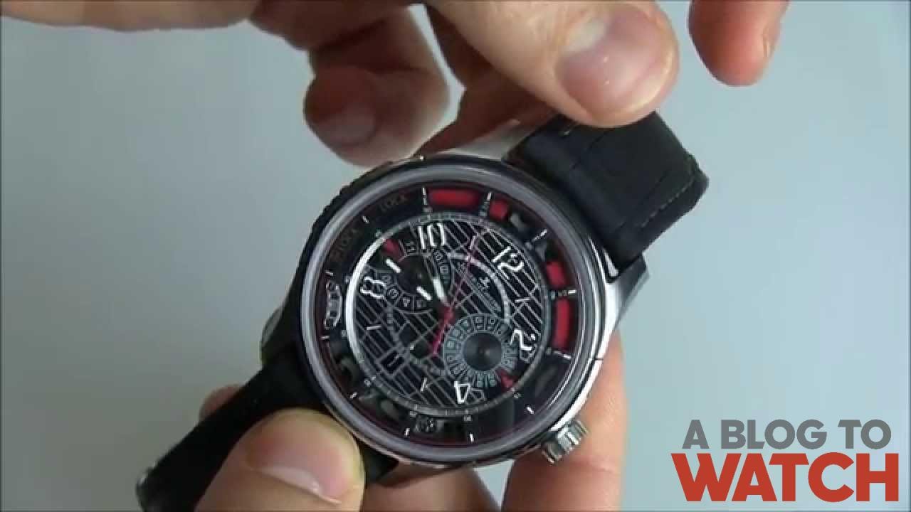 Aston Martin AMVOX 7 Uhr im Detail-Review