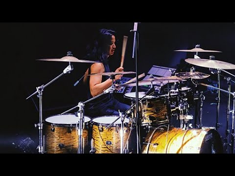 Ray Prasetya - Mahaliniraharja - 18.45 Java Jazz Stage